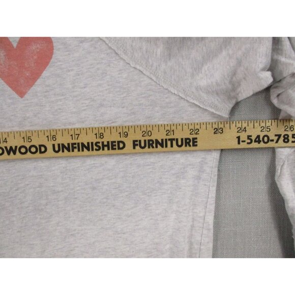 Soft Grey Aerie Long Sleeve Top With Red Heart Graphic Casual Womens Medium - Picture 4 of 9